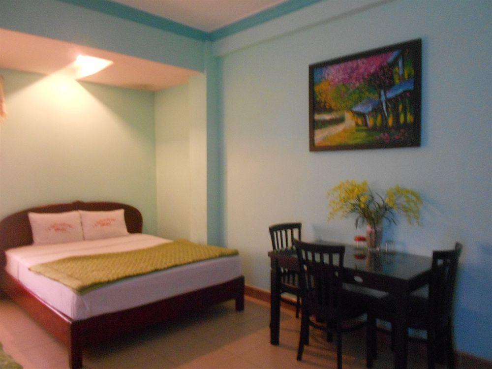 Valentine Hotel Hue Exterior photo