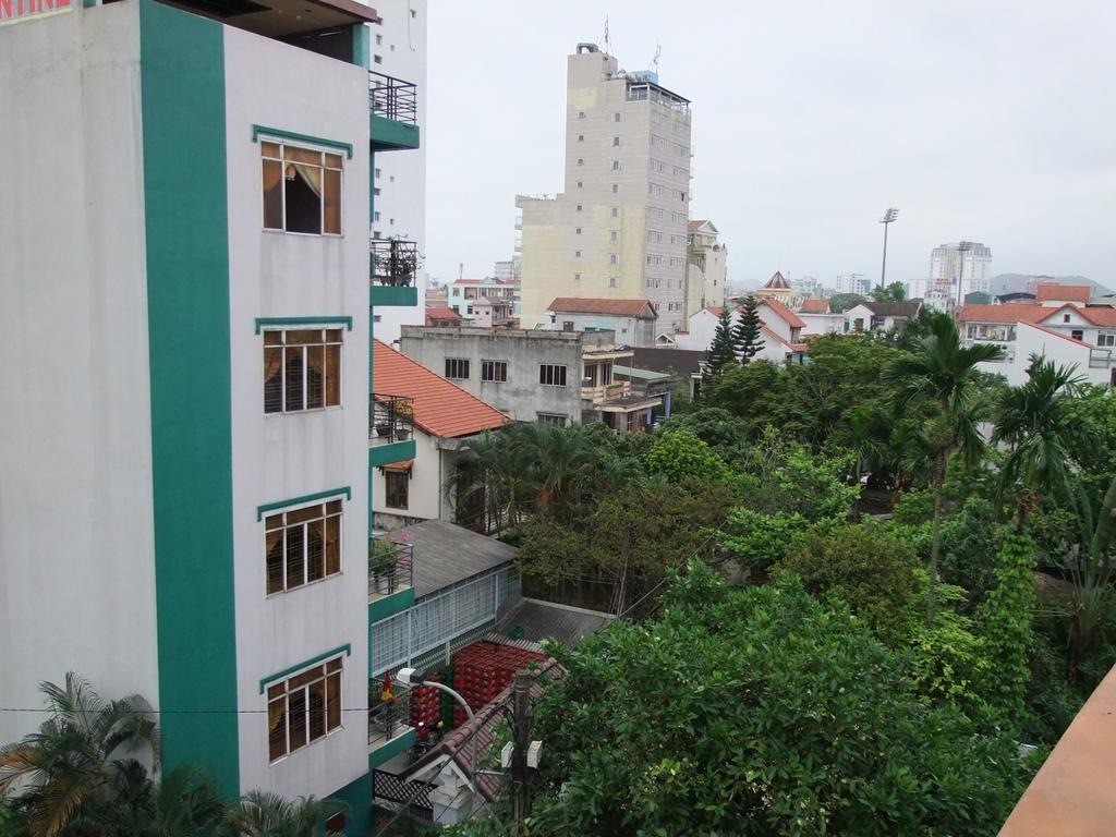 Valentine Hotel Hue Exterior photo