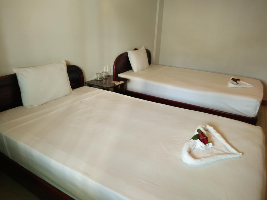 Valentine Hotel Hue Exterior photo