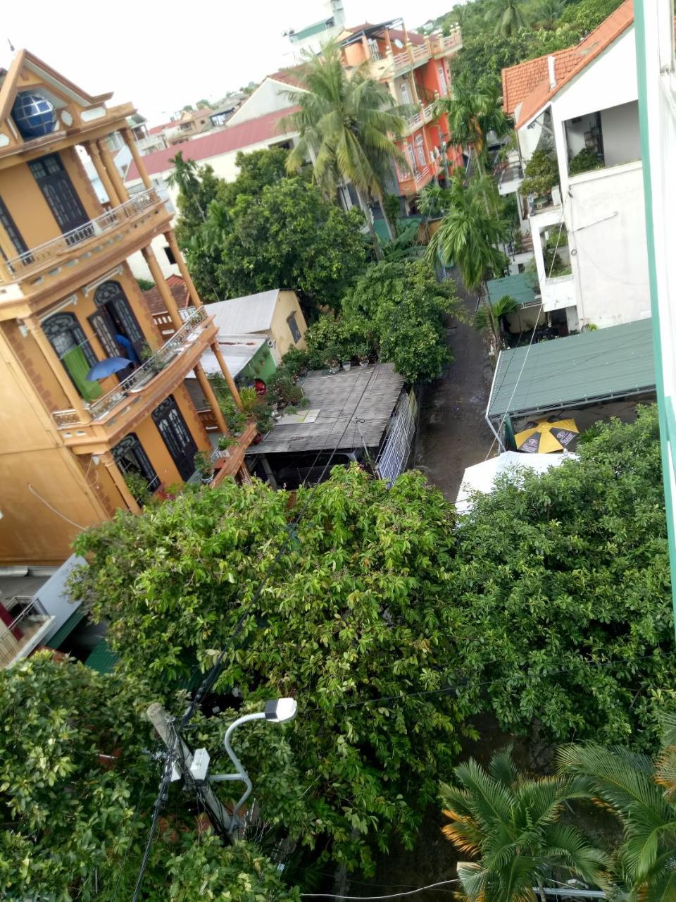Valentine Hotel Hue Exterior photo